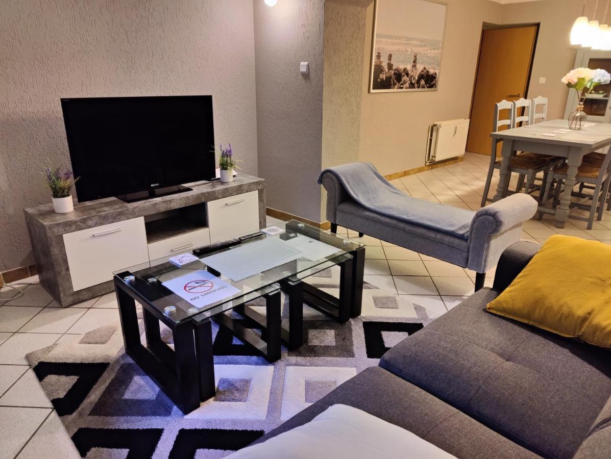 3 Bedroom apartment in the Center of Larochette Buitenkant foto